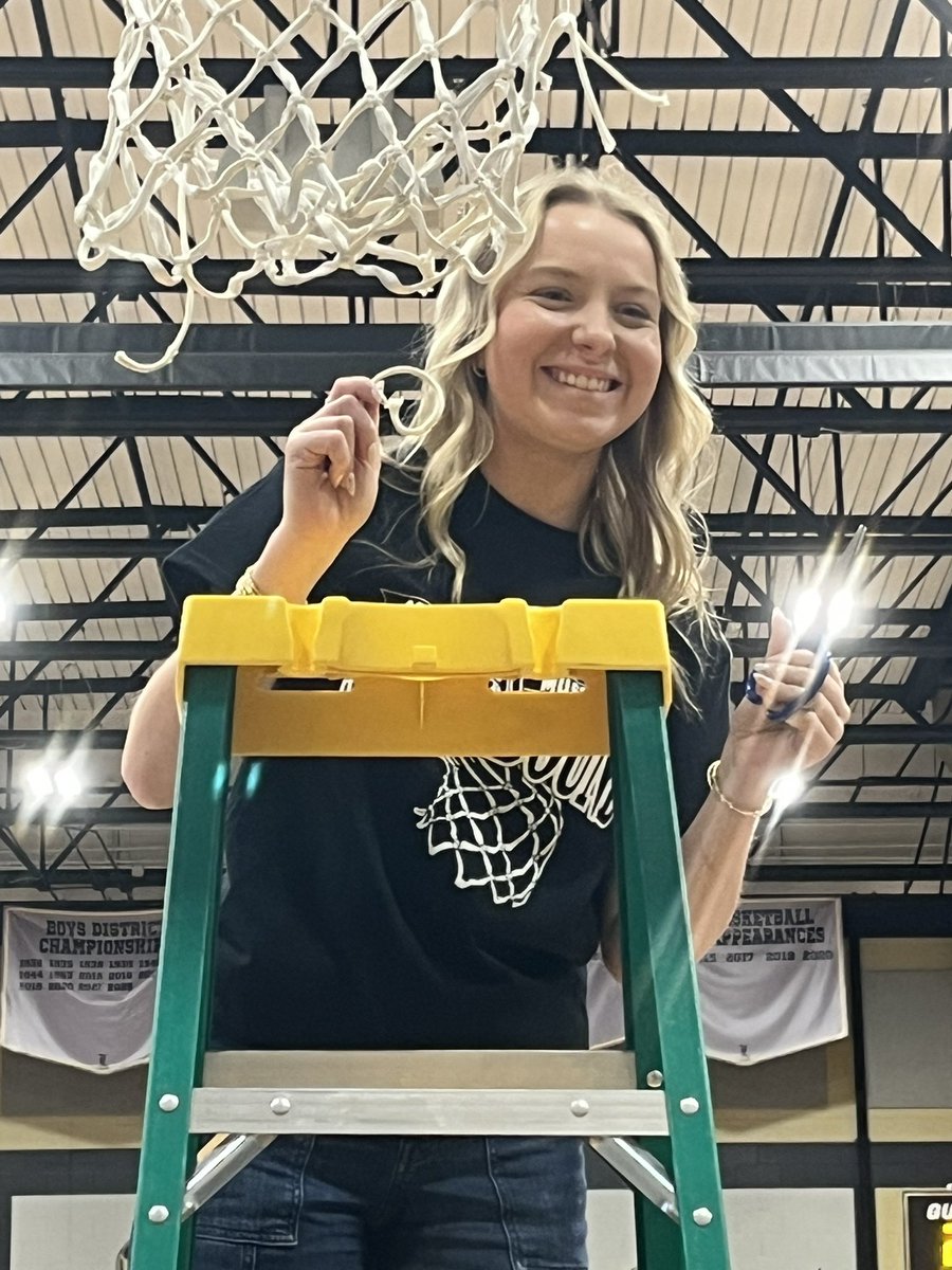 Loretto LadyMustangs tweet media