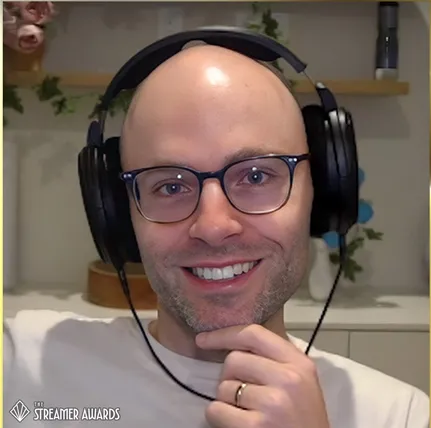 Reaction Boy tweet media