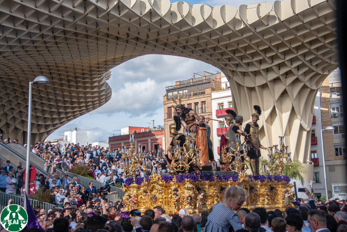 Pikaito3's tweet photo. 𝐂 𝐈 𝐆 𝐀 𝐑 𝐑 𝐄 𝐑 𝐀 𝐒
@columnayazotes 
@lascigarreras 
@BMLasCigarreras 

#SSantaSevilla25 #Sevilla #LasCigarreras #ColumnayAzotes #Victoria #JuevesSanto #pikaito3 https://t.co/baNvwsd2qR