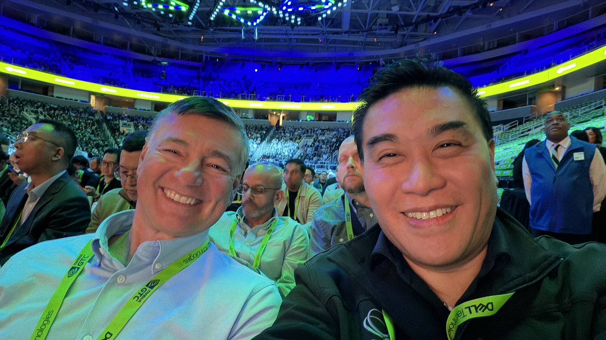 R “Ray” Wang 王瑞光 #Cupertino #AI #Energy R.NFT tweet media