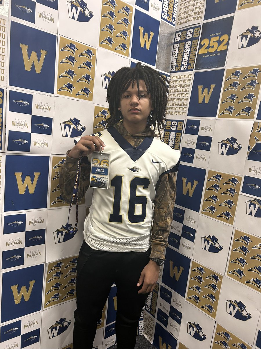 CalvinDanley11's tweet photo. After a conversation with @CoachBunn_  I am blessed to receive my first offer from @NCWesleyanFB https://t.co/OpcPh9lRO5
