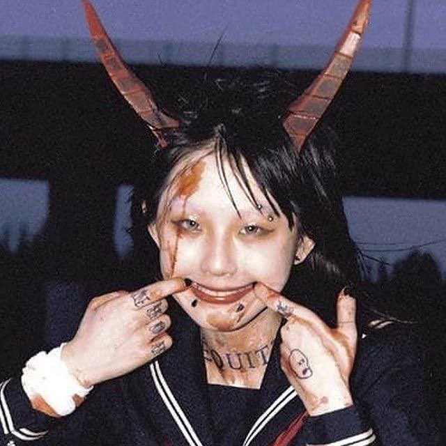 yelløwskullgød tweet media