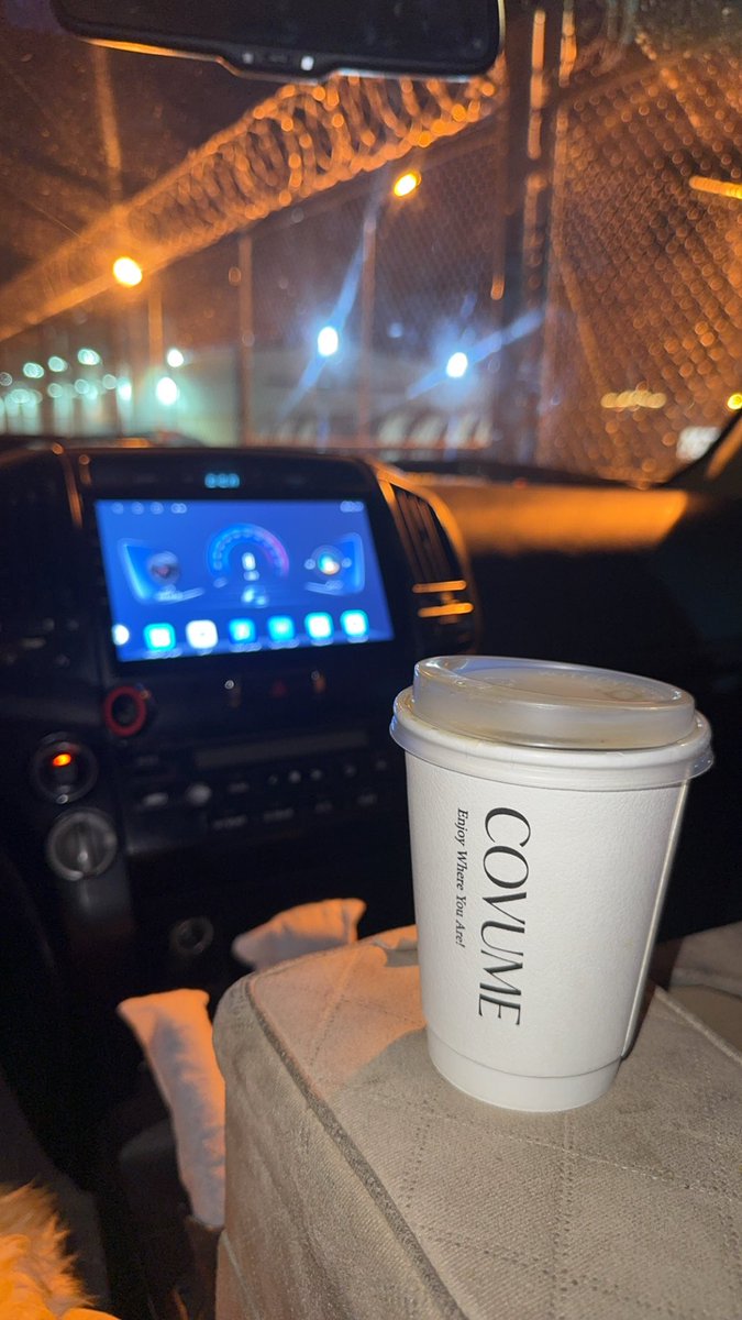 n77d0's tweet photo. سوداء كالشيطان، حارة كالجحيم، نقية كالملاك، حلوة كالحب https://t.co/BNRKh963rB