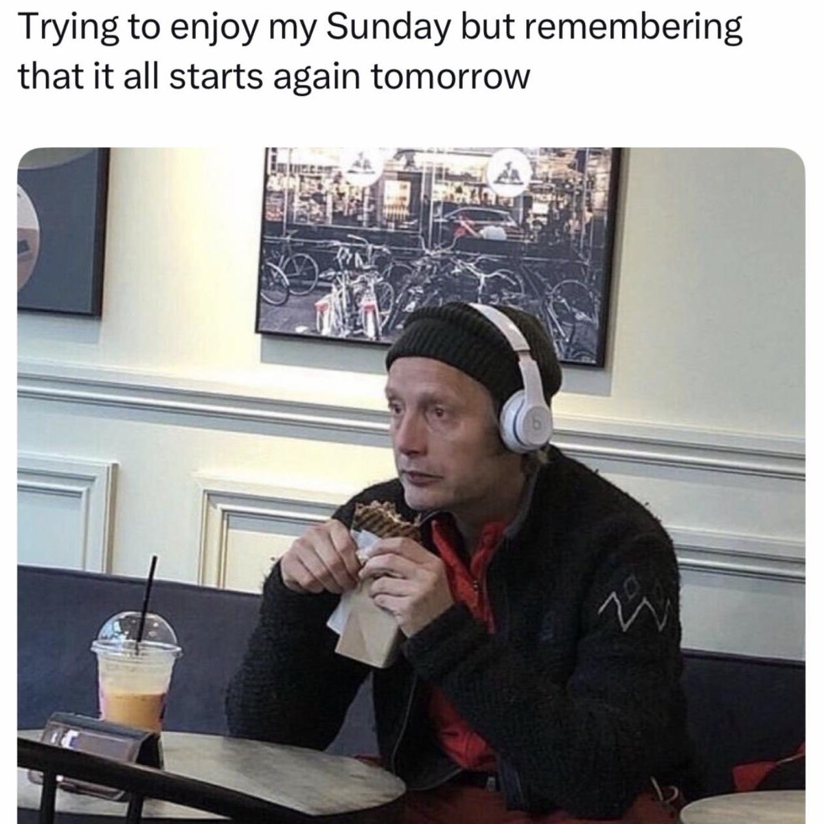 BillyM2k's tweet photo. happy monday https://t.co/JoyIOqdZgW