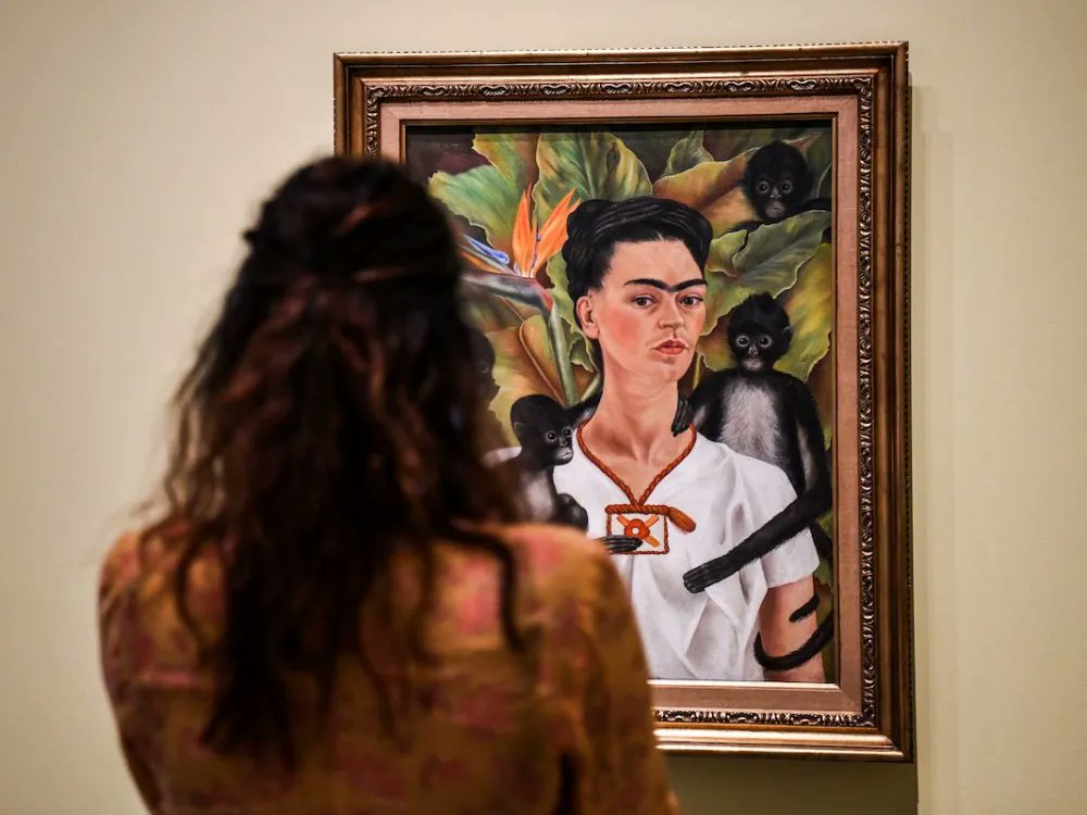 More than 200 artists and art professionals in Mexico signed an open letter last week accusing the government of committing an “institutional blunder” after it allowed a newly resurfaced art collection, including works by Frida Kahlo, Diego Rivera, José Clemente Orozco, David