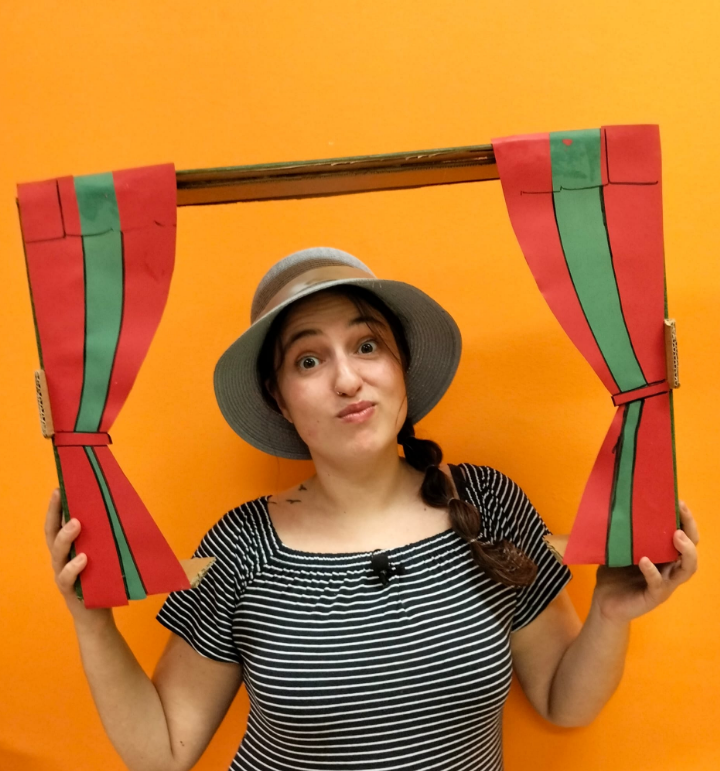 ultzamako's tweet photo. 20 marzo
Cuentacuentos
Larraintzar
18:00
En euskera
18:00
4-7 años

CUENTOS RUIDOSOS (Próspero Teatro)
Dos narradores nos invitan a viajar a mundos llenos de imaginación. Un espectáculo de palabras y sonidos para escuchar, reír y dejar volar la imaginación. https://t.co/lyrGvS8ZMo