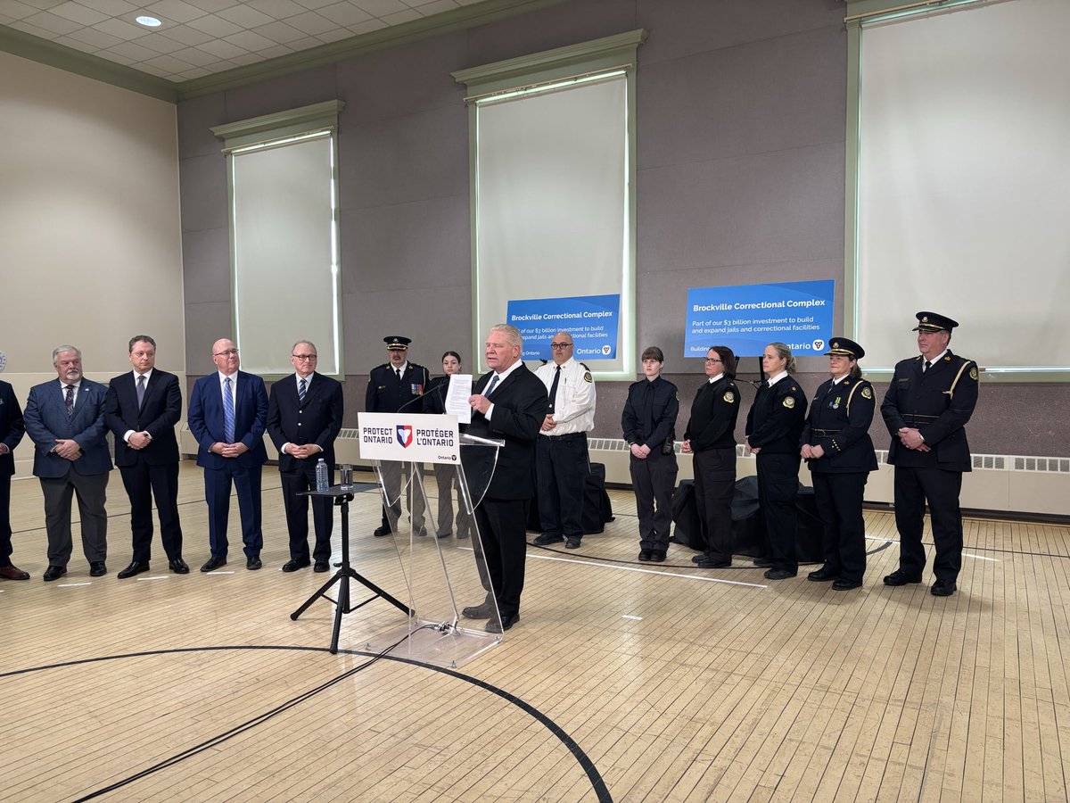 Laura Stone tweet media