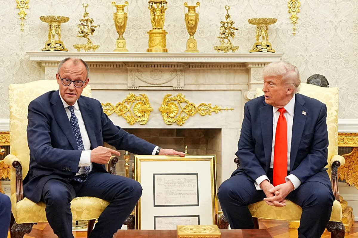 Visegrád 24 tweet media