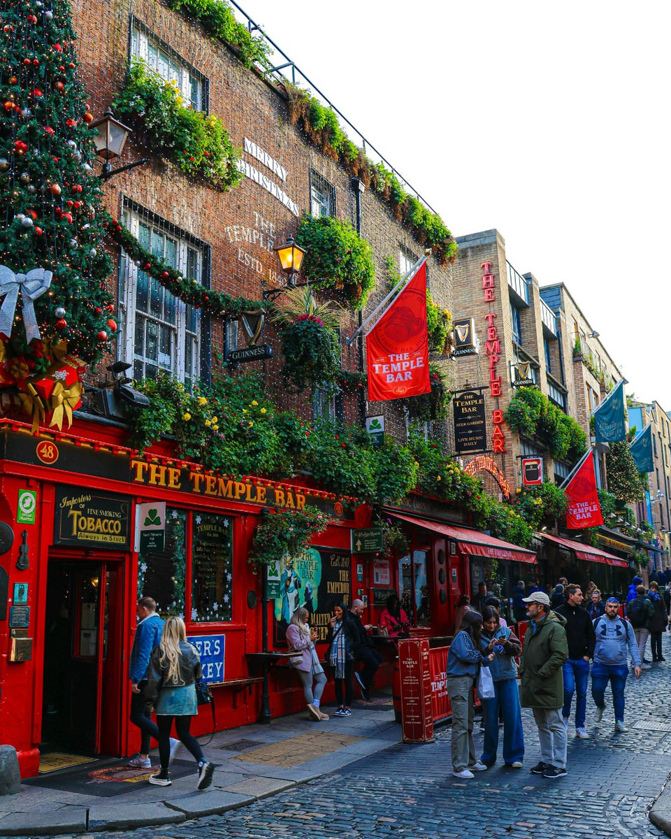 dreamarriv5900's tweet photo. Temple Bar, Dublin, Ireland 🇮🇪 https://t.co/QUoQQM9m0G