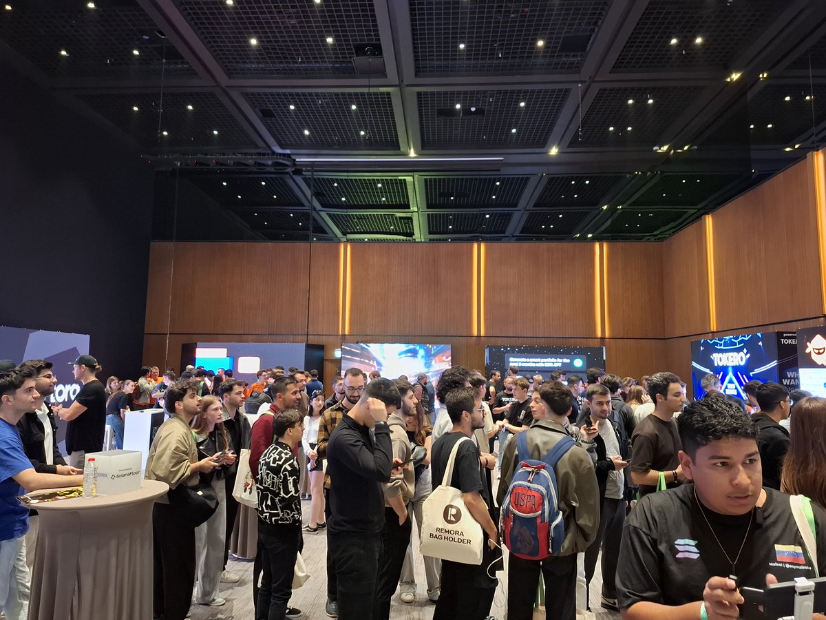 Valeria | Valtina.sol 💜 tweet media