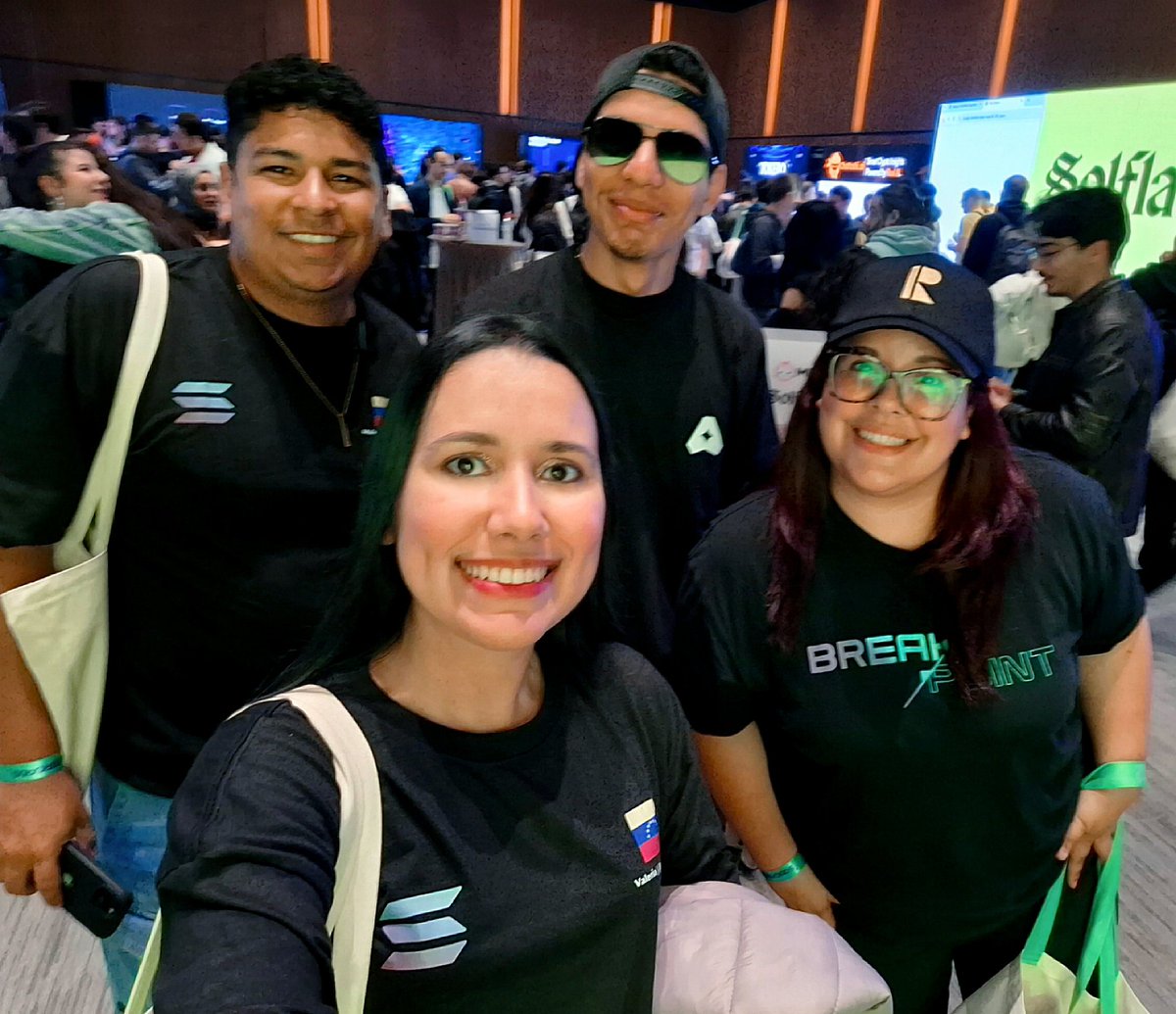 Valeria | Valtina.sol 💜 tweet media