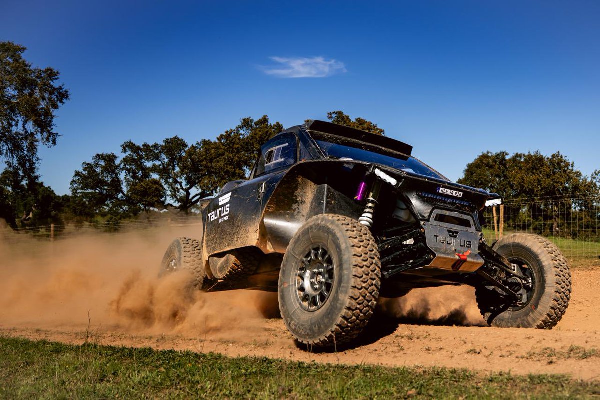 Maxxisrallyraid's tweet photo. Taurus x Maxxis 🤝 Rally Raid
🏆 3 Dakar victories in a row 🥇 8 of the last 9 podiums in Challenger 📊 46% of podiums with only 18% of the cars on MAXXIS
From now on, every Taurus will leave the factory on MAXXIS RAZR RAID+.
Two leaders. One mission.
#RallyRaid #Dakar https://t.co/rUkfdJL4Me