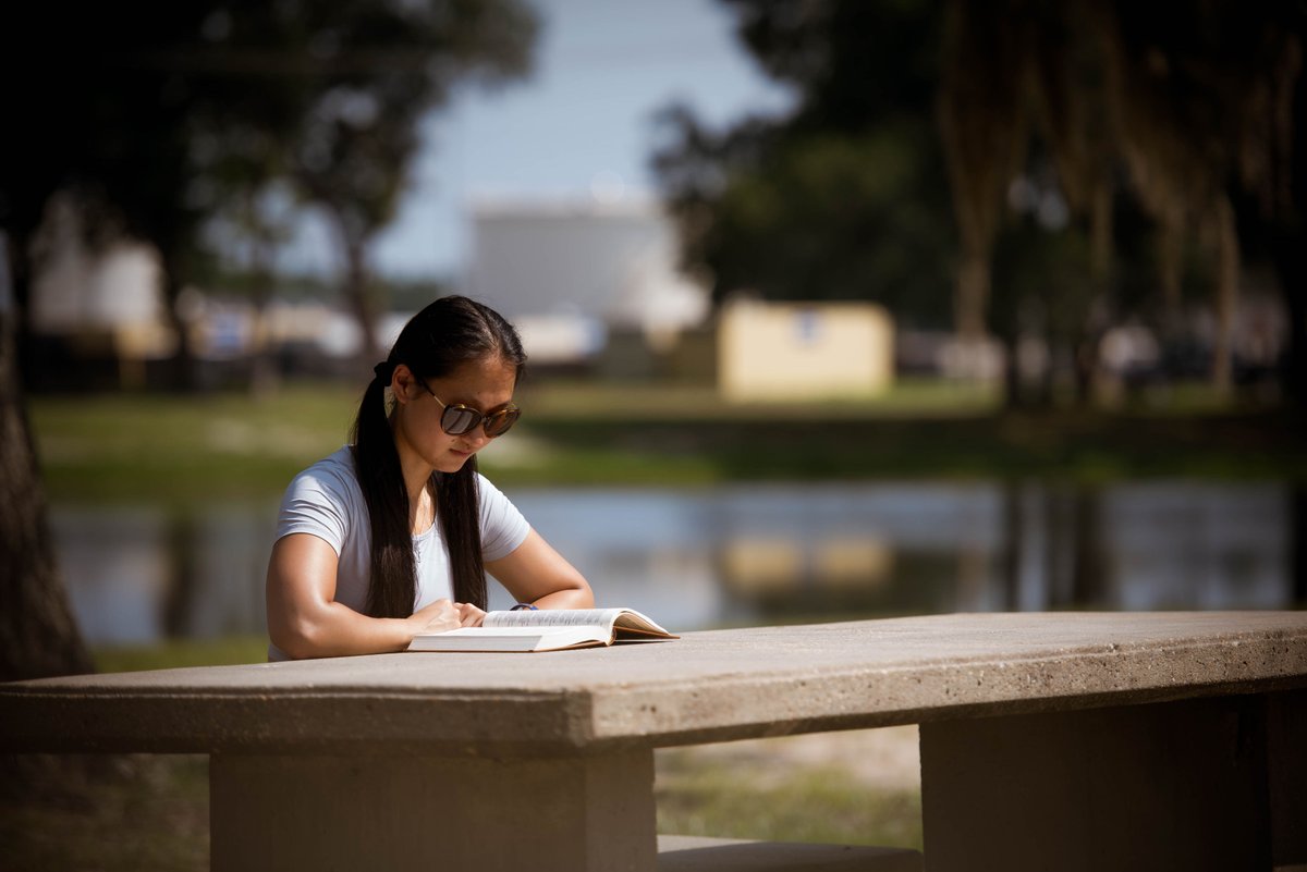 AFRLScholars's tweet photo. As spring gets closer, so do new opportunities to learn, lead, and innovate.

The AFRL Scholars Program is where future researchers and problem-solvers take flight. 🌸

More info: https://t.co/WGsE0i3yjB https://t.co/j01cBYPtKJ