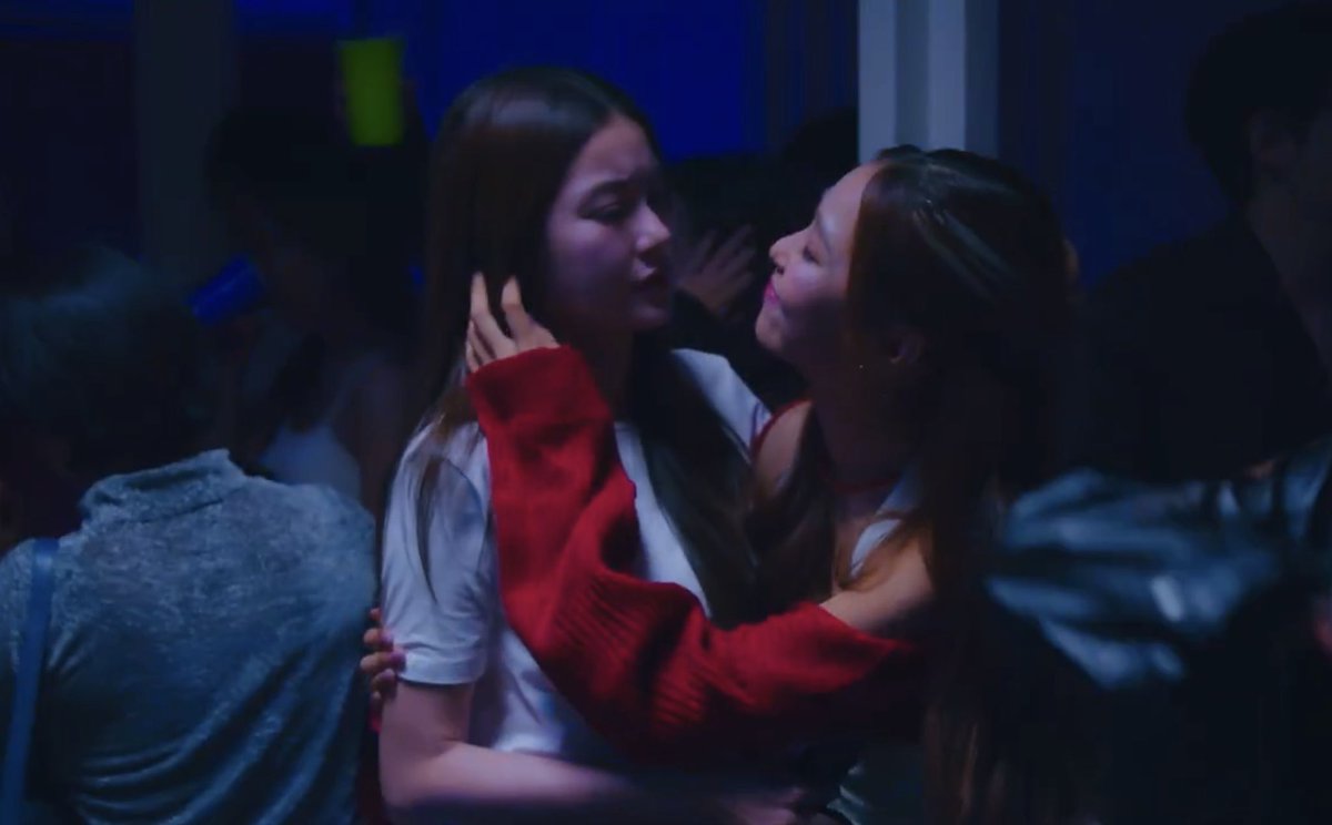 RachanunFanbase's tweet photo. EP หน้า ลูกสาวก็เมาอยู่อย่าง พี่ปริมเมื่อไหร่จะยิ้มให้ลูกนี่สักที!

#GirlRulesSeriesEP2
#น้ำตาลฟิล์ม #NamtanFilm https://t.co/fTYNCl7y5K