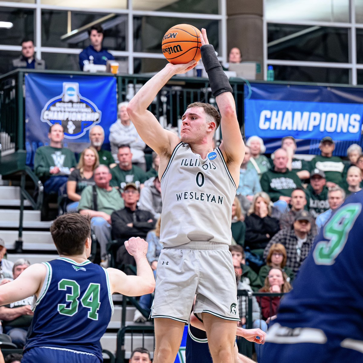 Illinois Wesleyan Athletics tweet media