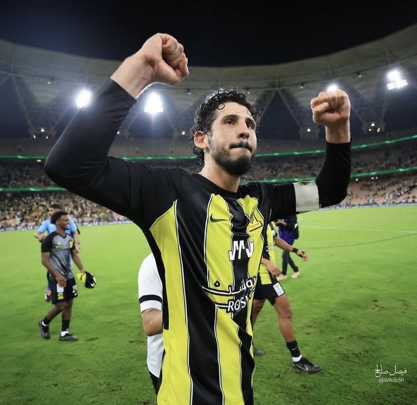 سقراط tweet media