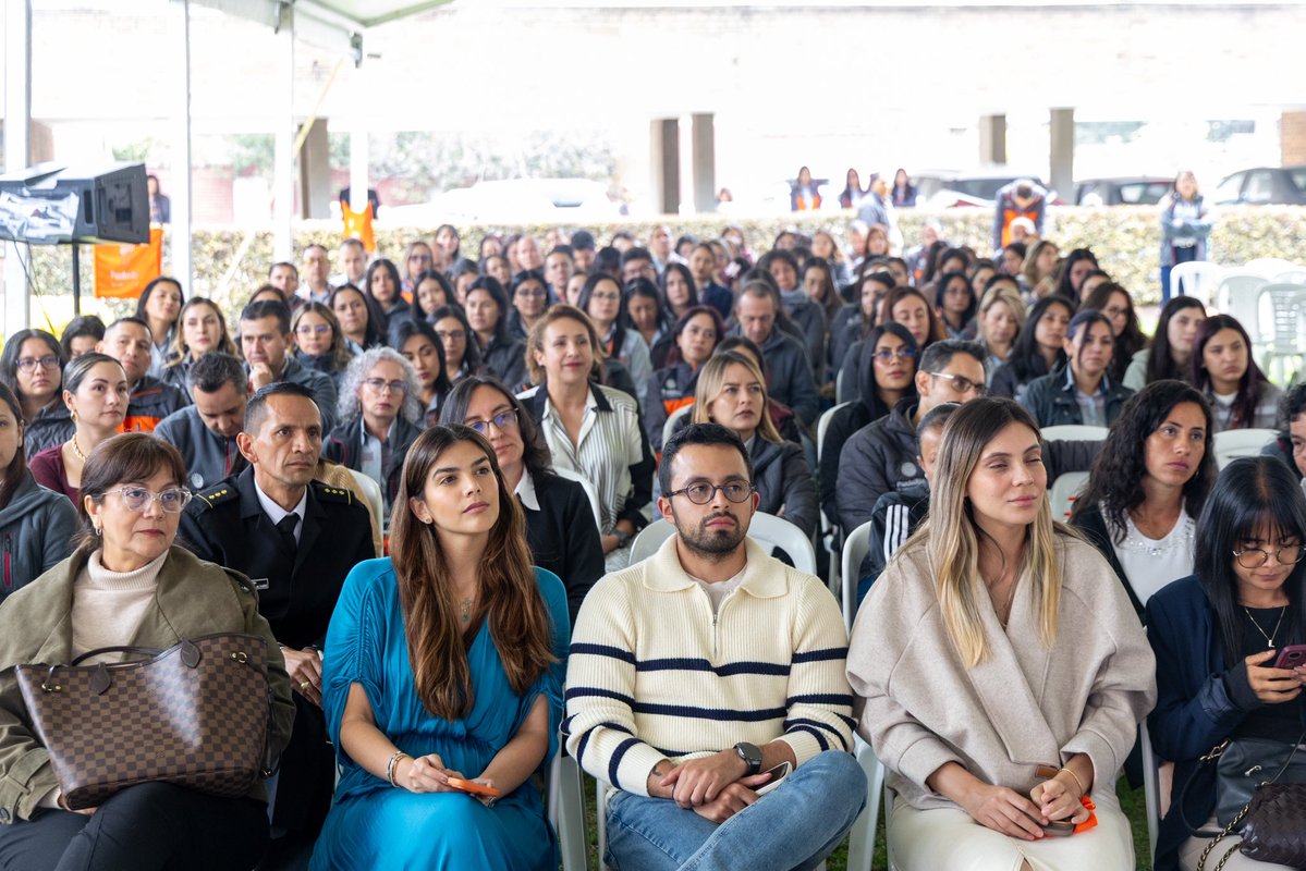 Daniela Assis Fierro tweet media