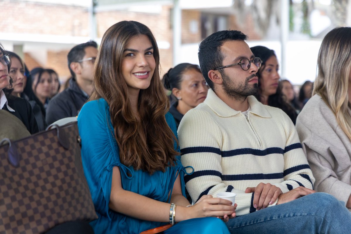 Daniela Assis Fierro tweet media