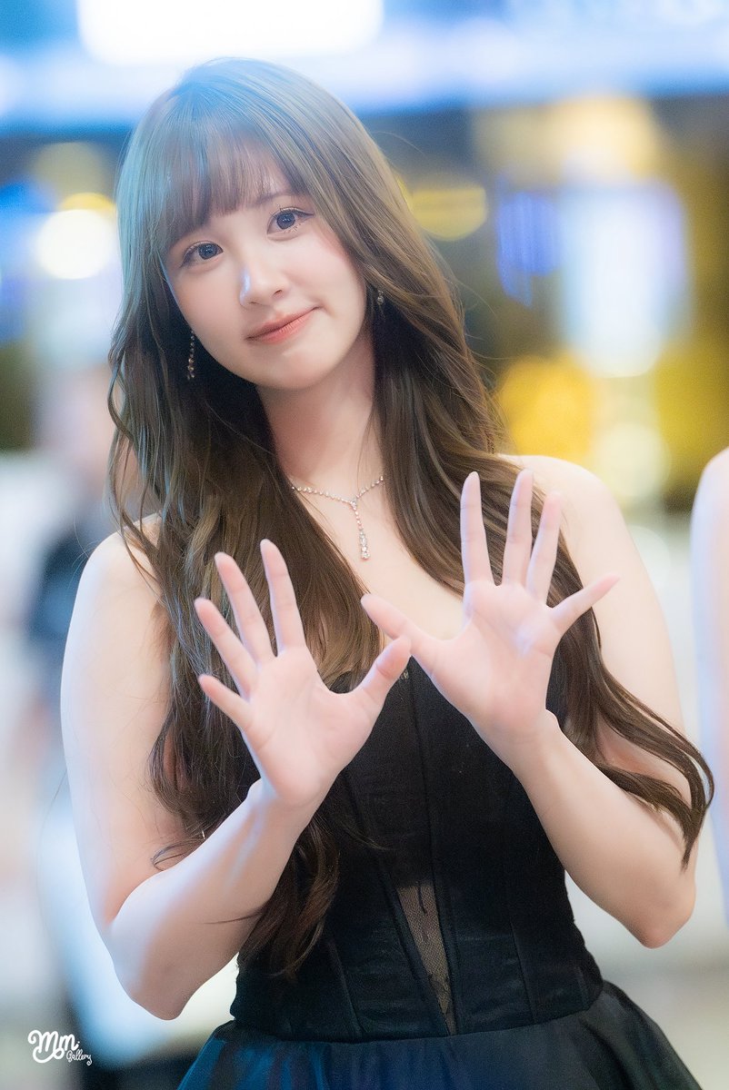 MM Gallery tweet media