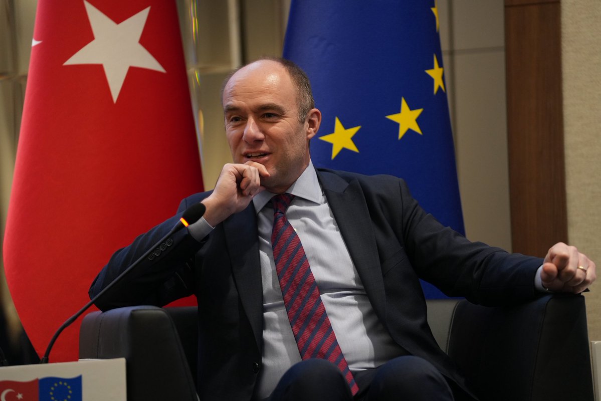 Bülent Özcan tweet media