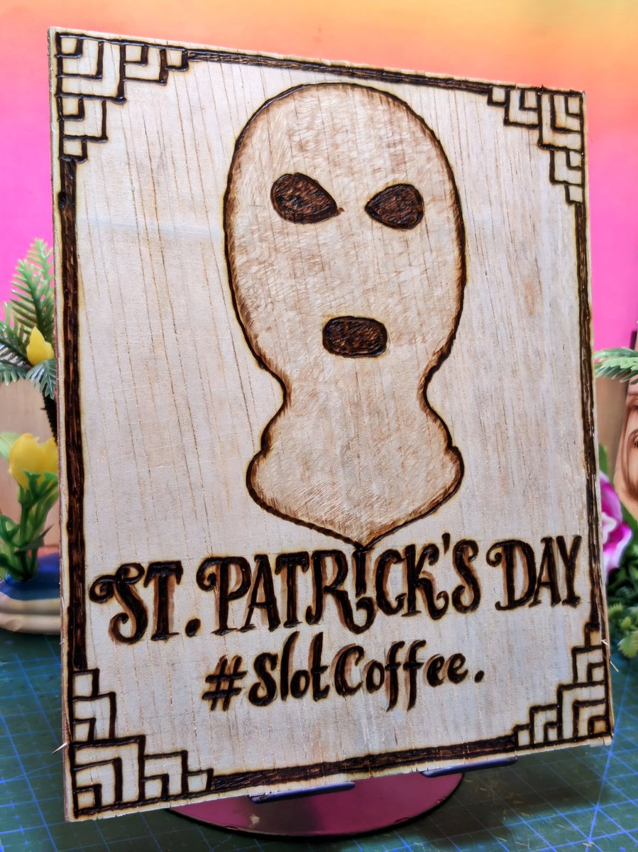 tirakact's tweet photo. Celebrating St. Patrick’s Day with handmade pyrography art 🍀 🔥

Burned this piece on a plywood piece using pyrography pen. Luck, craft, and creativity in one! 😁

Bitfortune ID: masyarakact ⛾ 

Tagging my friend @tsukkiagain 🤝

🍀 @bitfortune @slotcoffee @slotcartel 🍀 

#slotcoffee 
#StPatricksDay