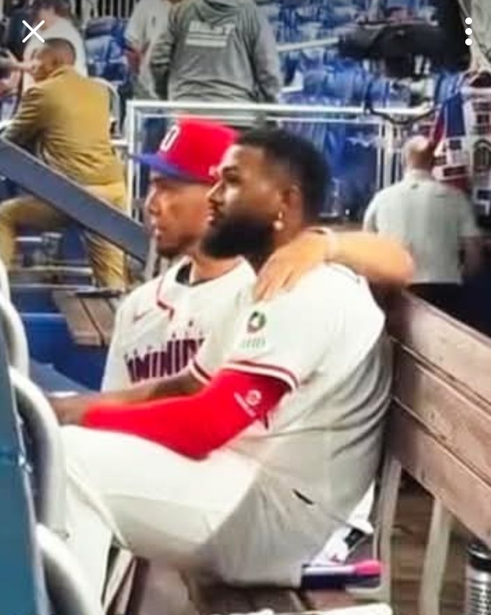 Santo Medrano2 tweet media