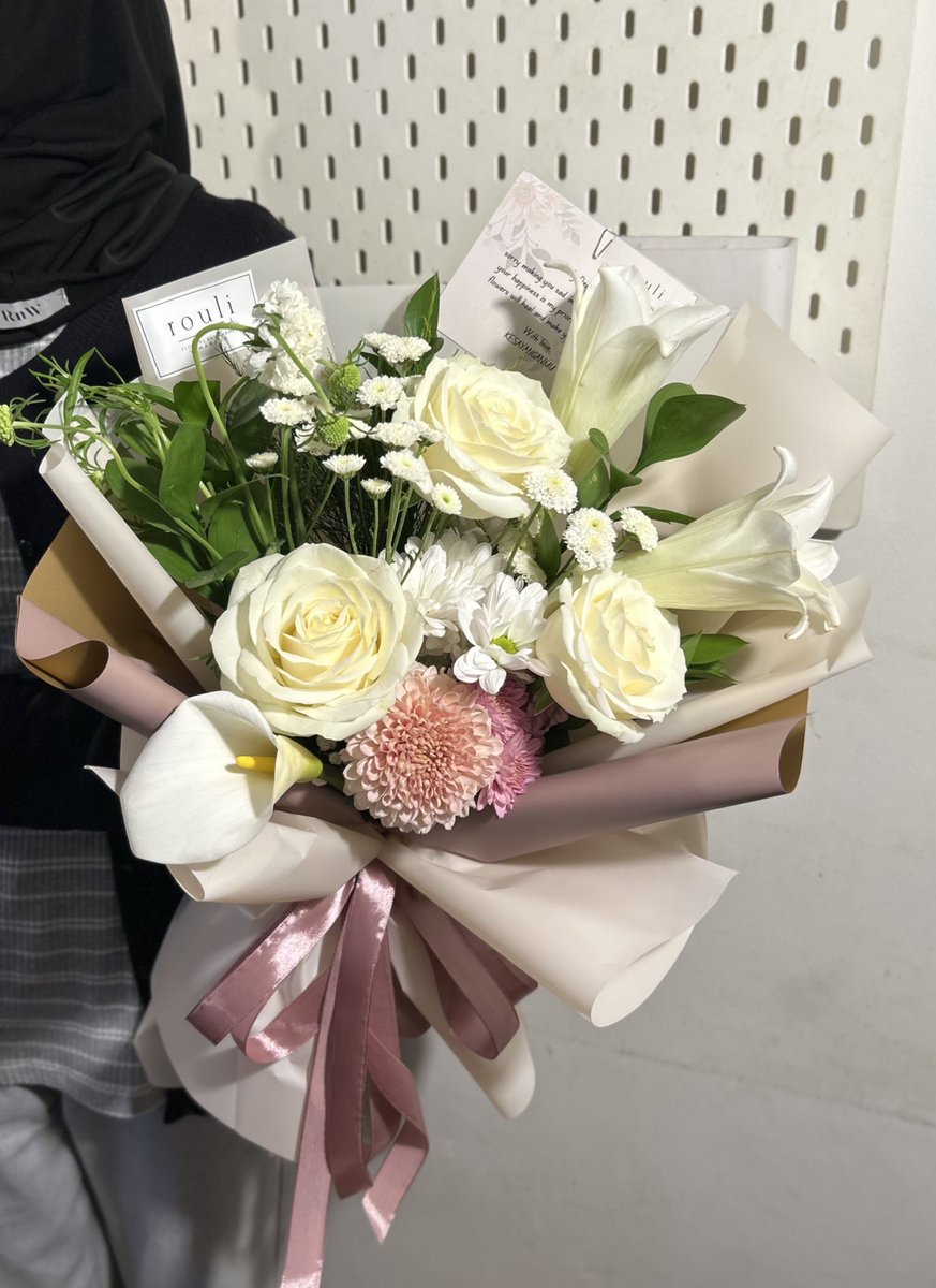DoubleRibbon🎀 by Rouli.id tweet media