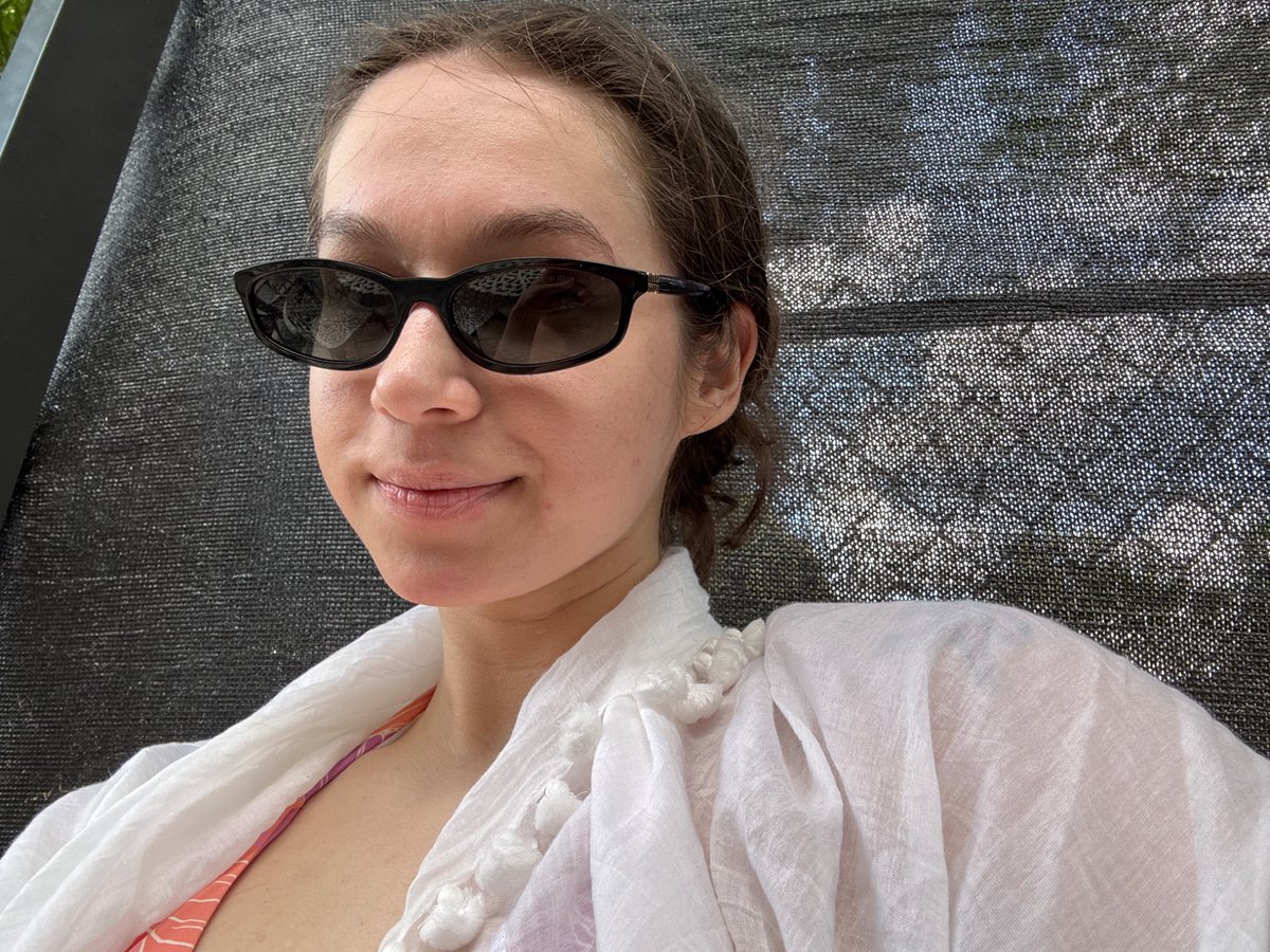 Yader/Darth Jader tweet media