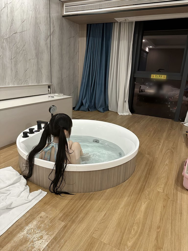 济南留学生情侣 tweet media