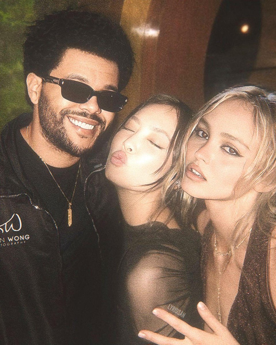 The Weeknd France tweet media