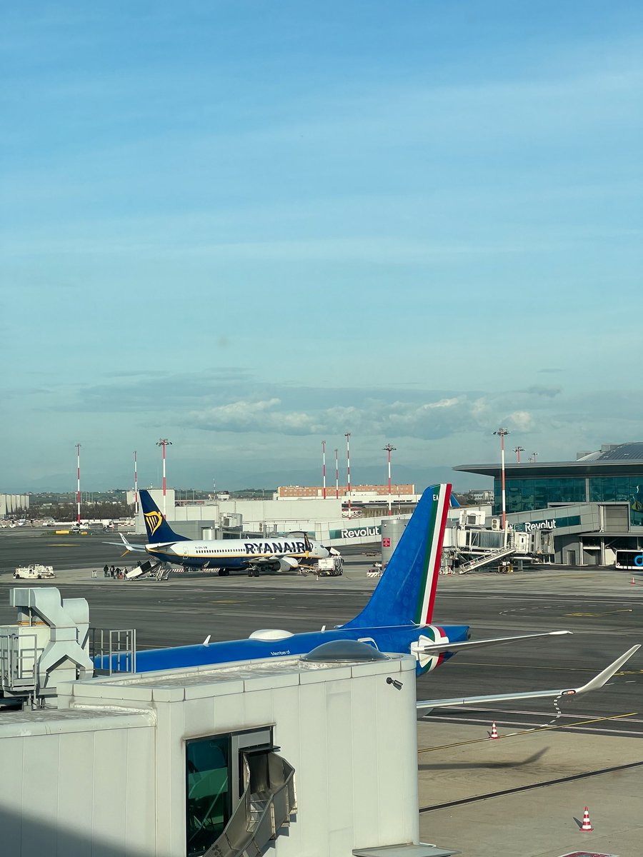 いさを / ホテルマーケの人 tweet media