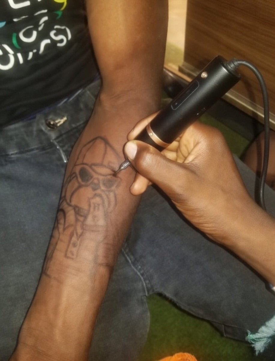 Peculiar tweet media