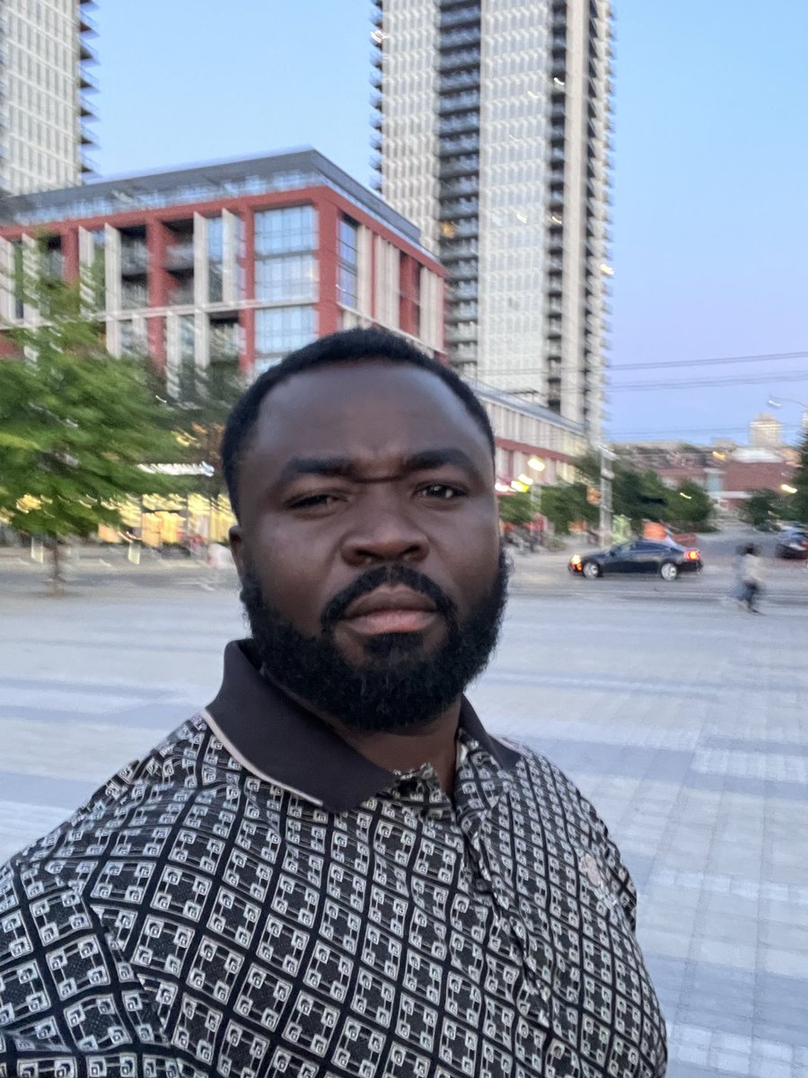Extra_ola's tweet photo. @big_yemm Here I am https://t.co/hE1k3hfD8C