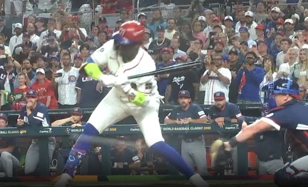 Stitch | ✘✘✘✘ tweet media