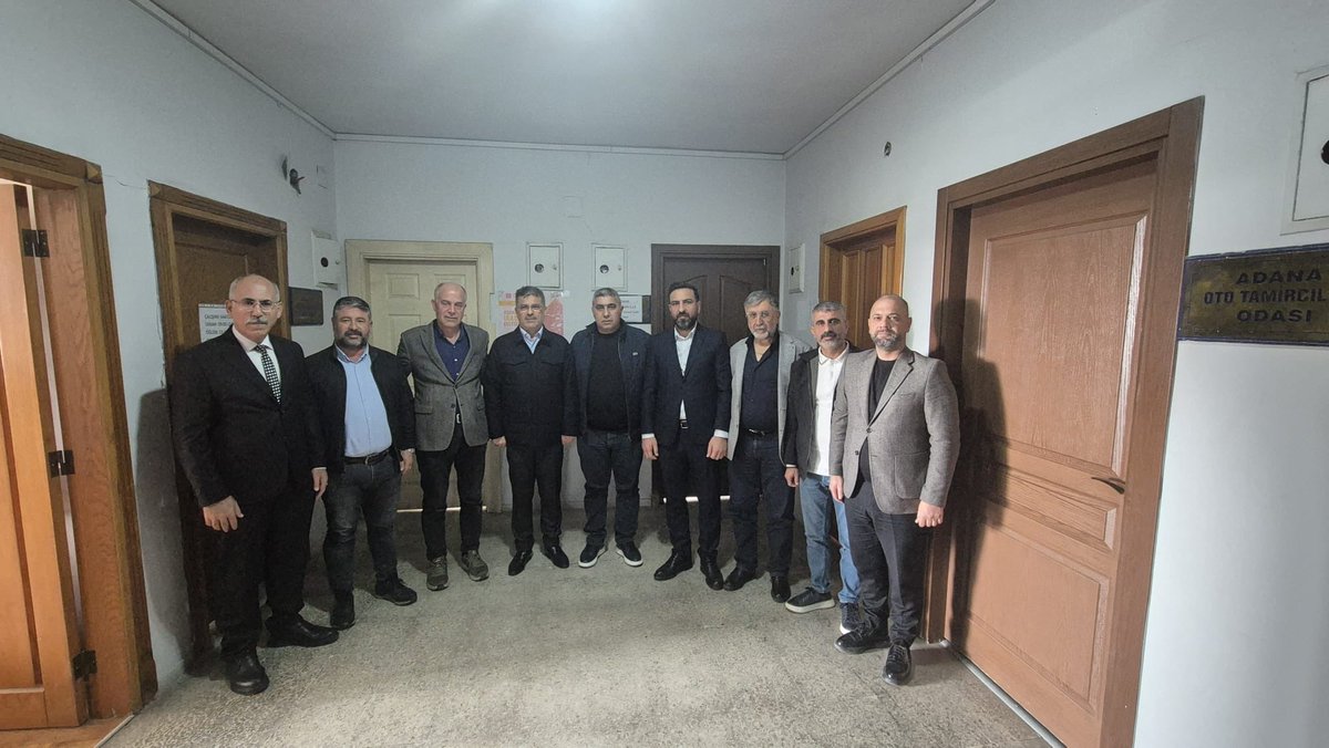 ❝AK Parti; emeği ve alın terini baş tacı bilen, esnafın ve emekçinin yanında durmayı siyasetinin asli mesuliyeti kabul eden bir harekettir.❞

Seyhan İlçe Başkanımız İbrahim Gökçedağ ve kıymetli teşkilatımız ile Adana Minibüsçüler Odası Başkanı Ayhan Akgümüş ve Yönetim Kurulu