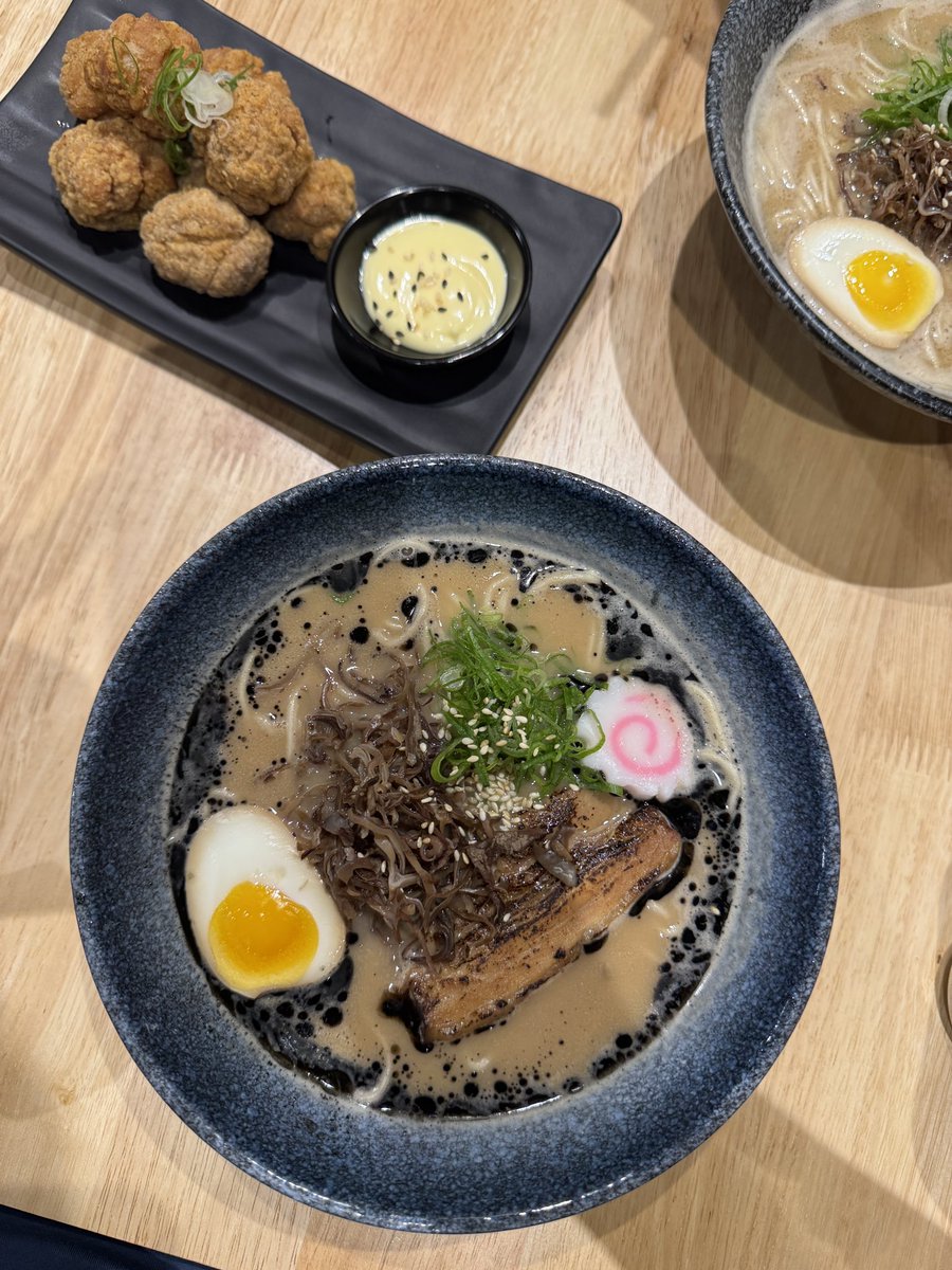 m o e 🍪 tweet media