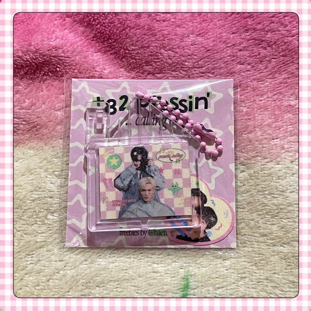 ♡ freebies tds 4 finale [live viewing] 🏠🎡

         📍 cgv bg junction
         🗓️ 21 maret

show me your mahaeng goods 🥣
pls don’t throw or sell it [limited qty] ! 🍎