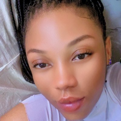 YvonneBabe2's tweet photo. #NewProfilePic https://t.co/Zq27Yxx5uv