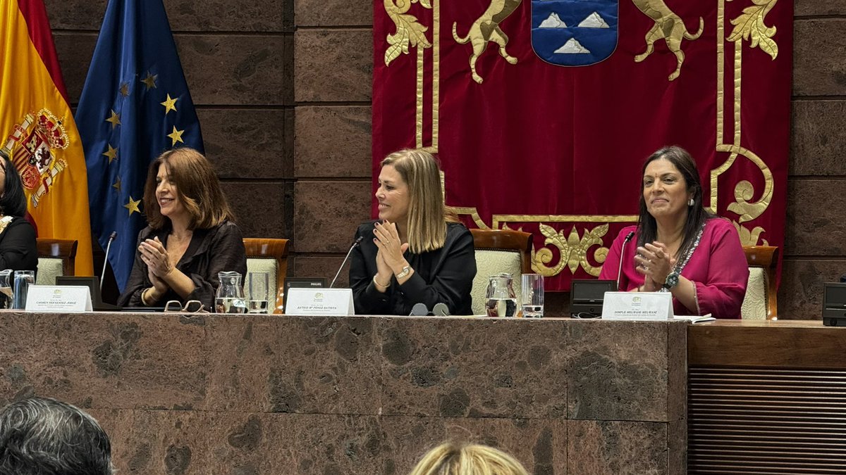 Parlamento Canarias tweet media