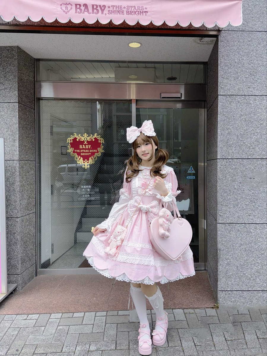 ぷるる tweet media