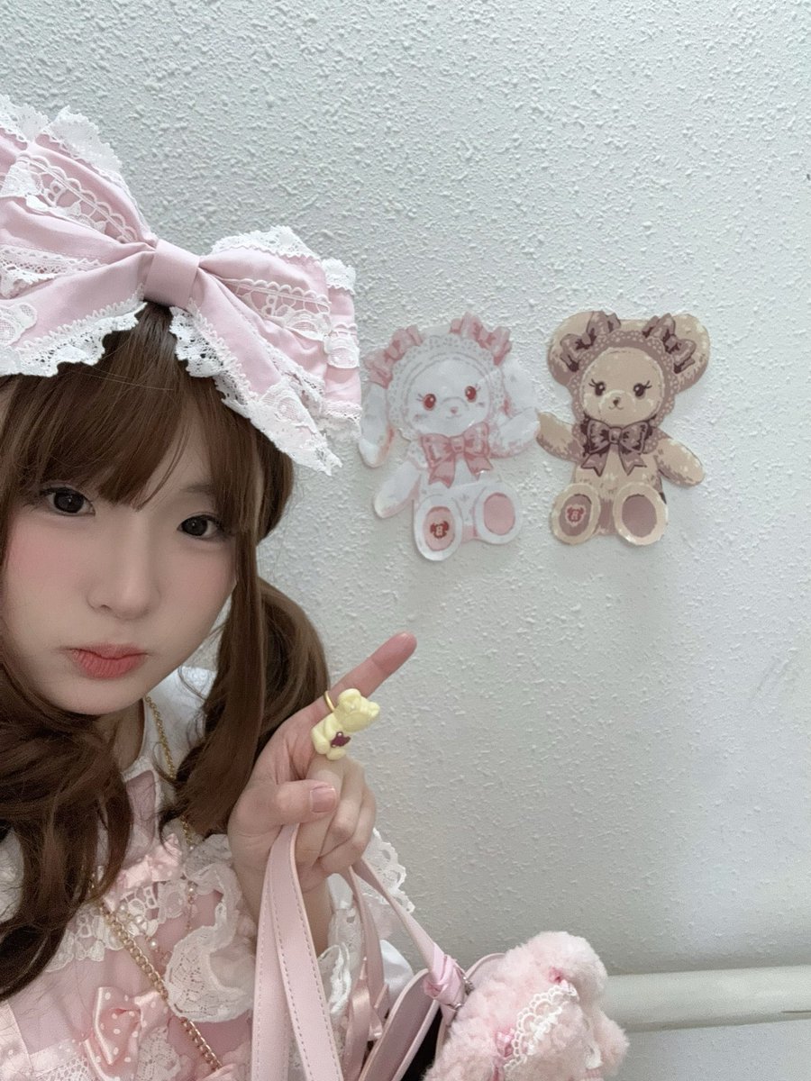 ぷるる tweet media