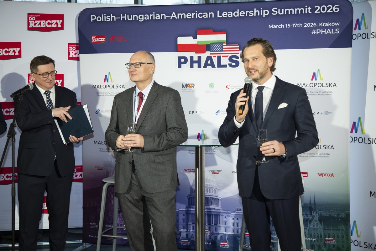 DoRzeczy tweet media