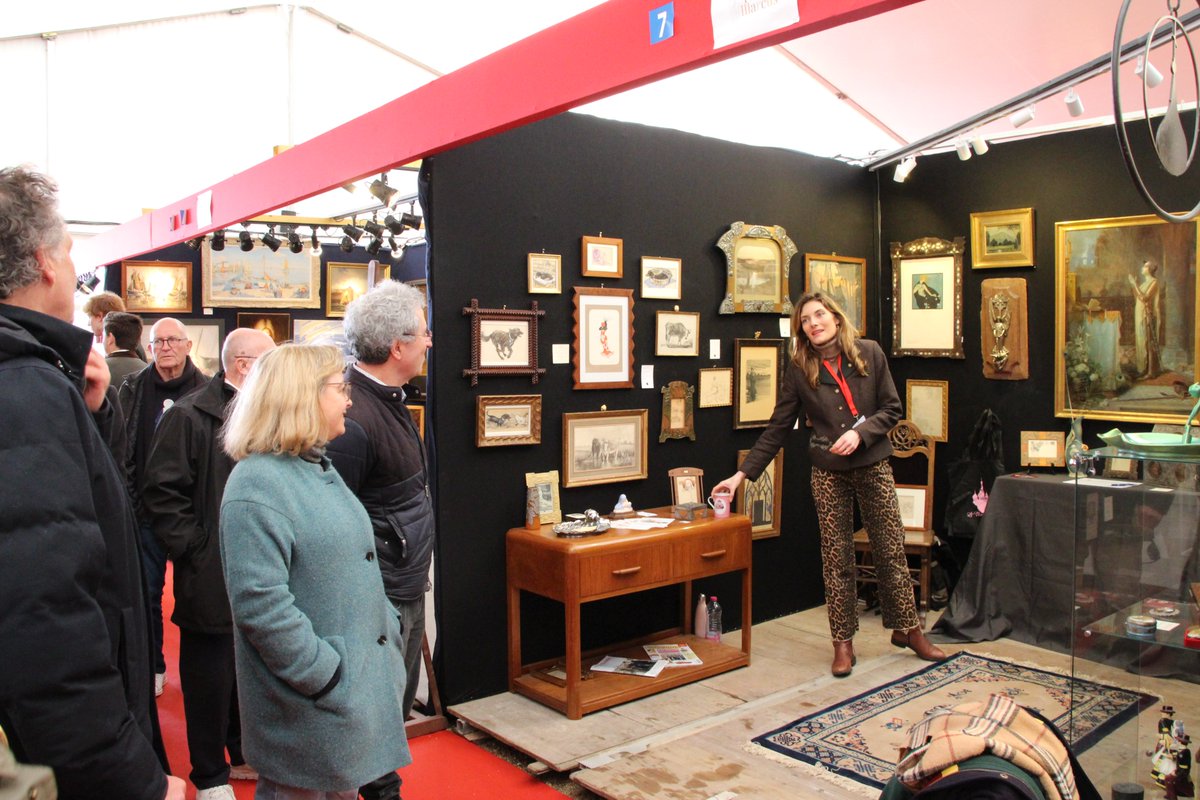 EPYvelines's tweet photo. La Foire de #Chatou est de retour du 13 au 22 mars 2026 ! Pour sa 110ème édition, elle a été inaugurée par Stéphanie Thieyre, conseillère départementale du canton, et @EricDumoulin78, réélu maire de Chatou. L’occasion de découvrir œuvres d’art et mobiliers d’excellence ! https://t.co/ygwy49bccy