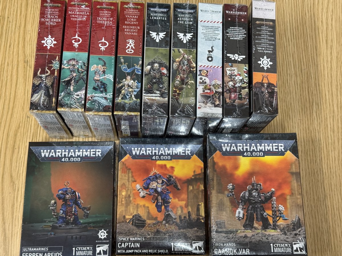 yakan_sekkotu's tweet image. 決算じゃないけどセール！
今月やばいよヤバいよ！
何が？
在庫が！
＃GWS　#WARHAMMER　＃お買い得

画像の商品全て
20％OFFです
書籍は35％OFFです（コレクションにいかがでしょう？）
２万円以上お買い上げのかた送料無料！
２万円未満は１０００円いただきます（離島、遠隔地は
+１０００円）