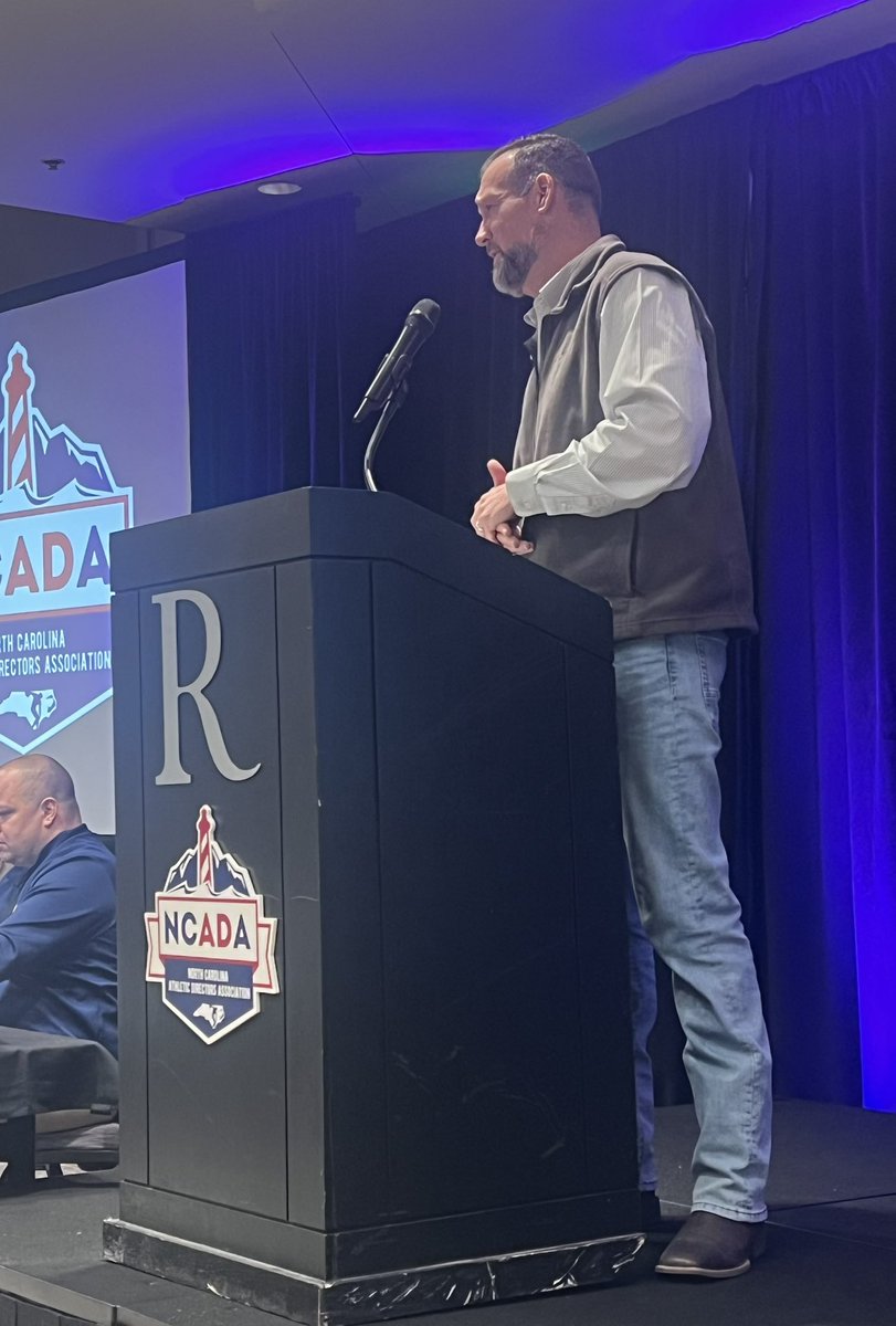 Brian Carver 🏀 tweet media