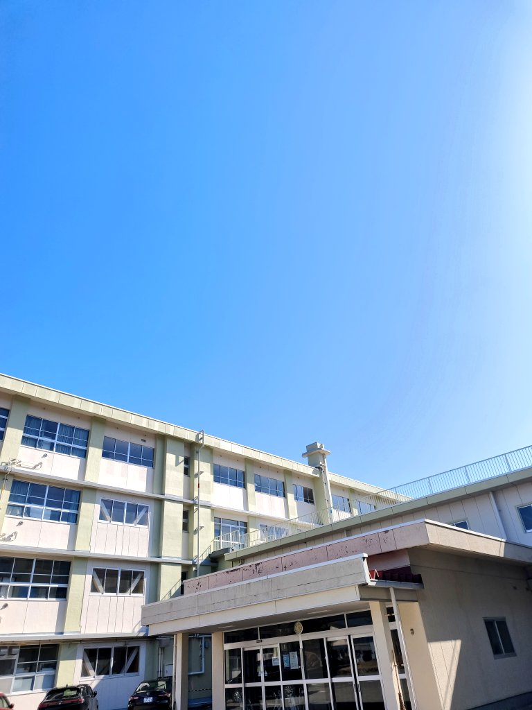 NoA_wind_tuba's tweet image. はぁ〜楽しかった!!!
ノリにノッたり、ピリッと引き締まったり、禁断の(爆笑)トーク等々…ガチで充実の時間でした！人数少なくても1人ひとりの“心”が通い合う大切な空間!!!
 #KWB  #音楽は心  #吹奏楽部
 #極小編成吹奏楽部  #少人数吹奏楽