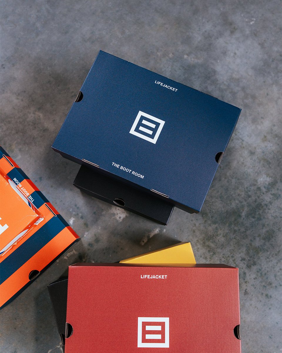 Lifejacketuk tweet media