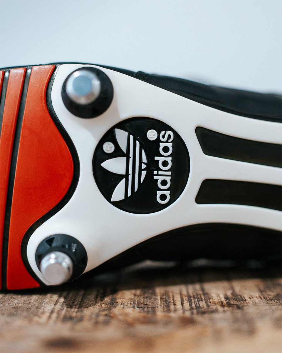 Lifejacketuk tweet media