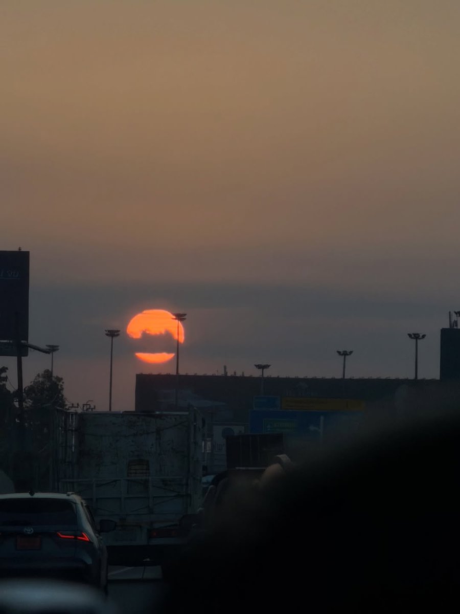 JanJingjing Thailand tweet media