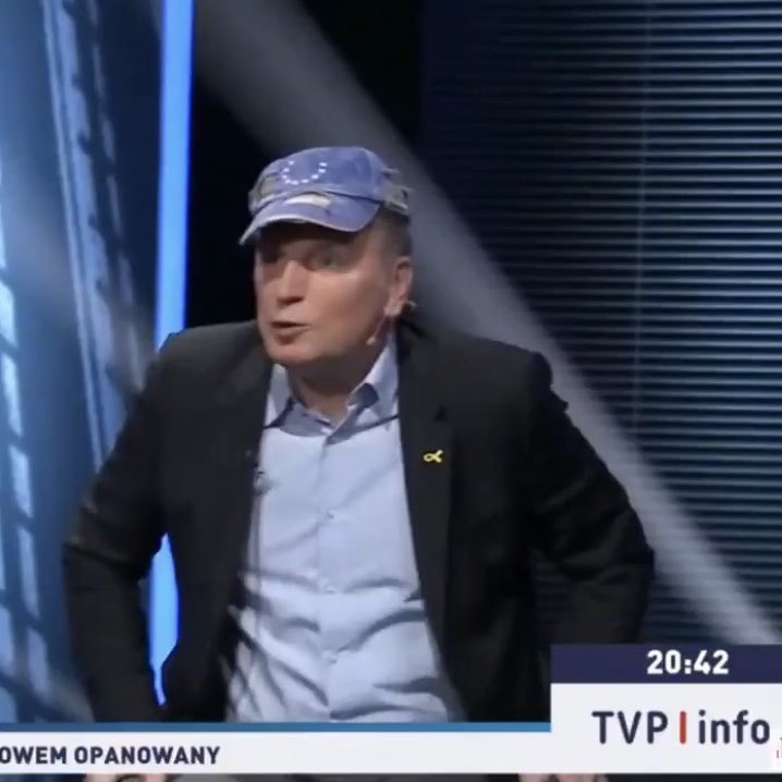 Ta czapka z jaką Lis przyszedł do TVP doskonale odwzorowuje stan w jakim znajduje się dziś Unia Europejska.